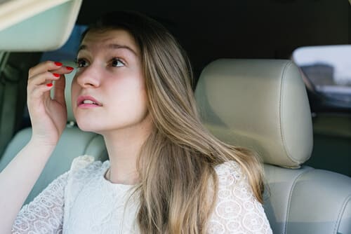 habits that are inhibiting your lash growth